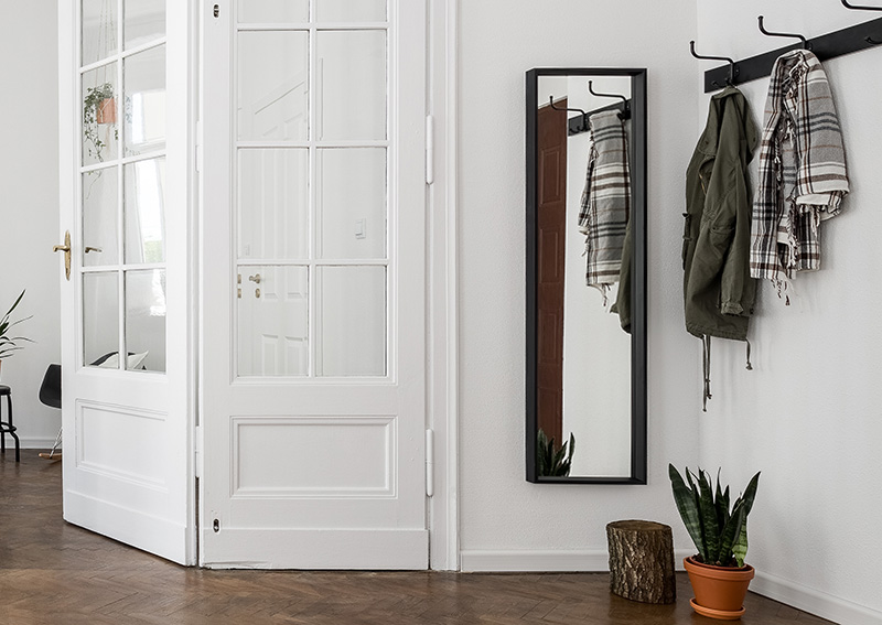  Spejlrammer i entréen