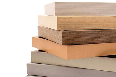 Træfinerede alurammer